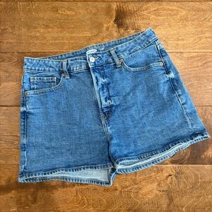 Old navy OG denim shorts